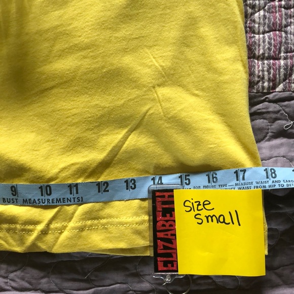 ❤️Bee Kind Yellow Tee Cotton small 💜 - Picture 2 of 3
